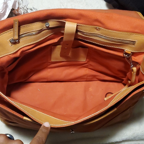 Shinola - Picture 3 of 6